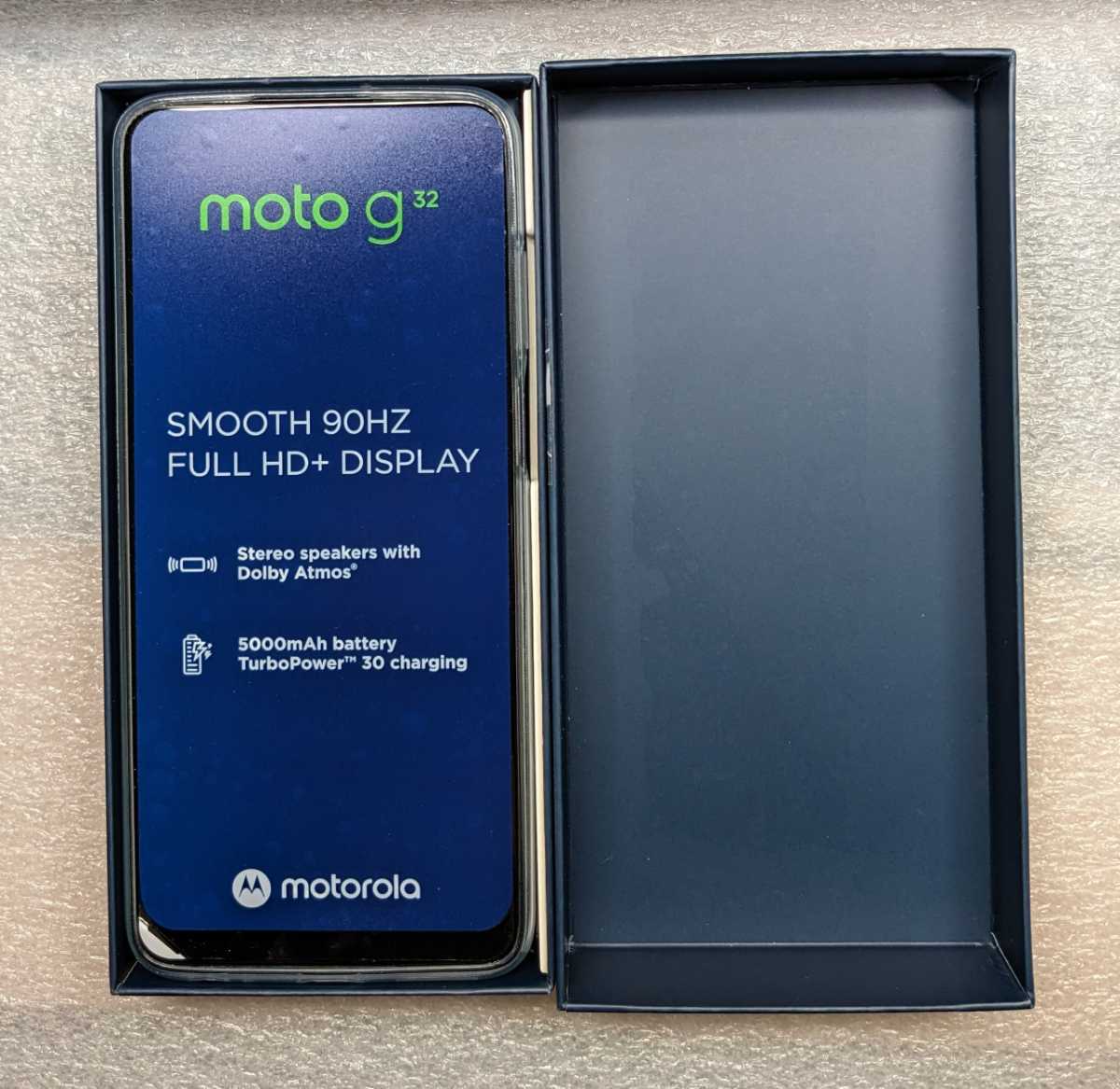 購入明細書有 ほぼ未使用 ガラスフィルムおまけ Motorola モトローラ moto g32 サテンシルバー 
