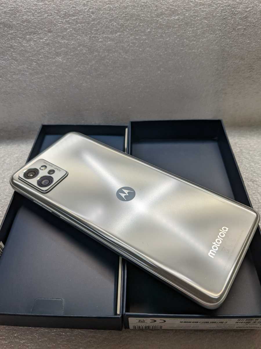 購入明細書有 ほぼ未使用 ガラスフィルムおまけ Motorola モトローラ moto g32 サテンシルバー 
