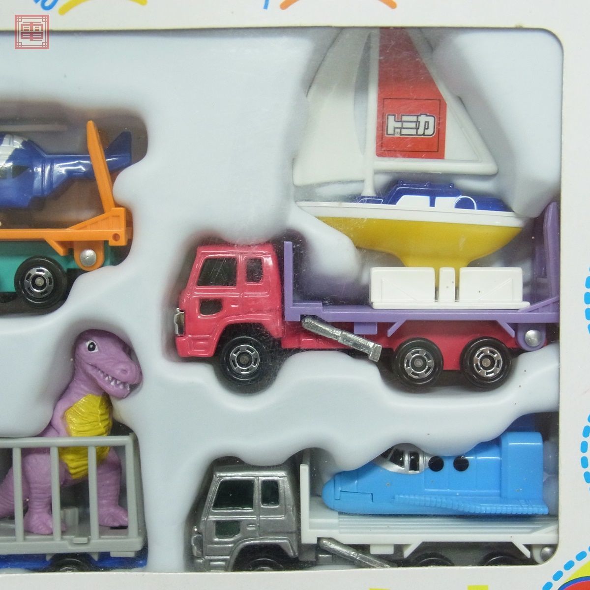 トミカ ゆかいなトレーラーセット3 未開封 ギフトセット トミカ ゆ