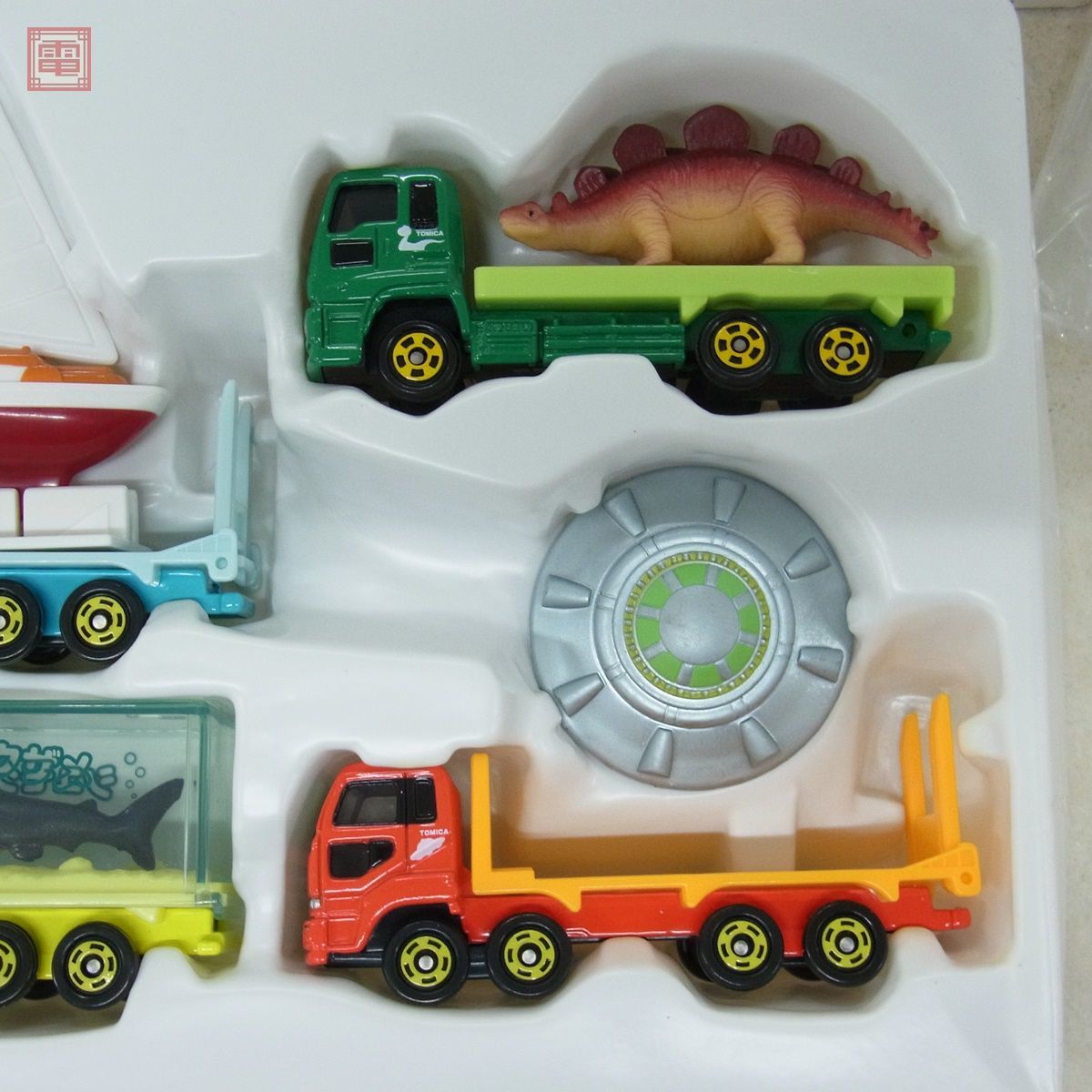 トミカ ゆかいなトレーラーセット3 未開封 ギフトセット トミカ ゆ