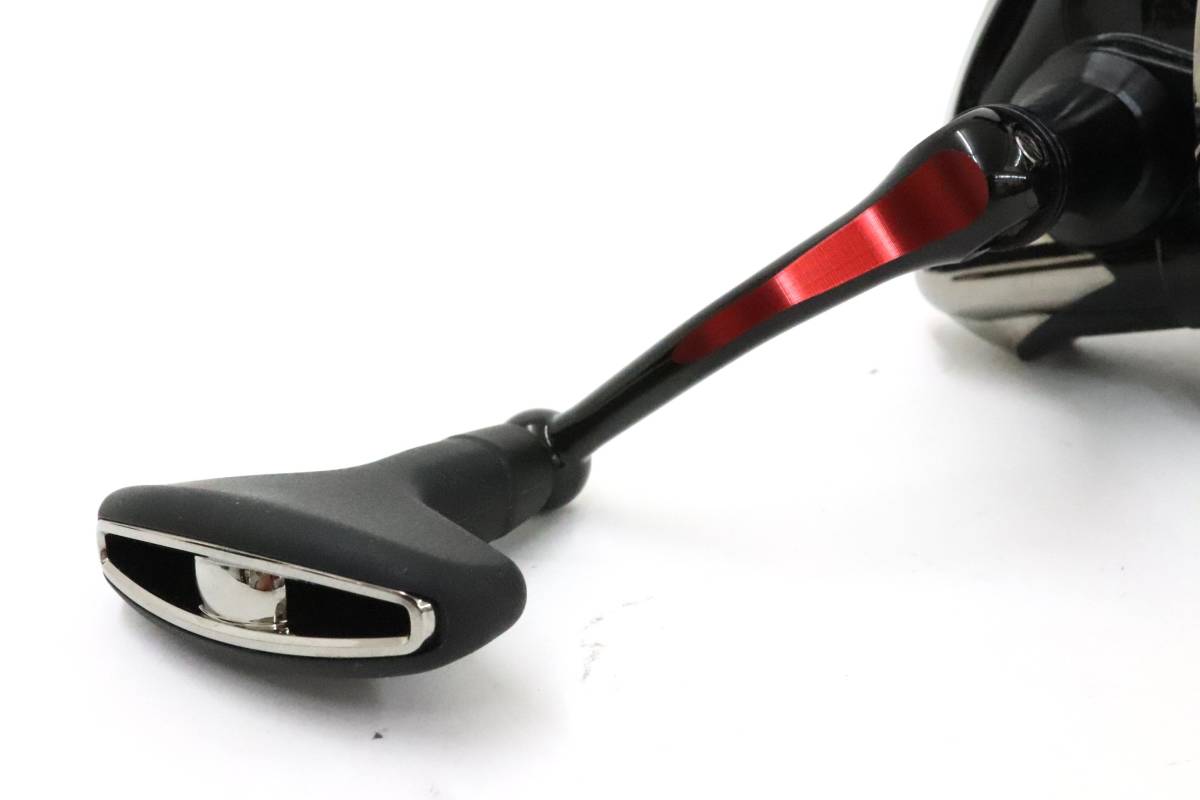 シマノ　20 BB-X　ハイパーフォース　C2000DXXG　【美品】 C2000DXXG シマノ BB-X シマノBB-X フィッシング 送料無料