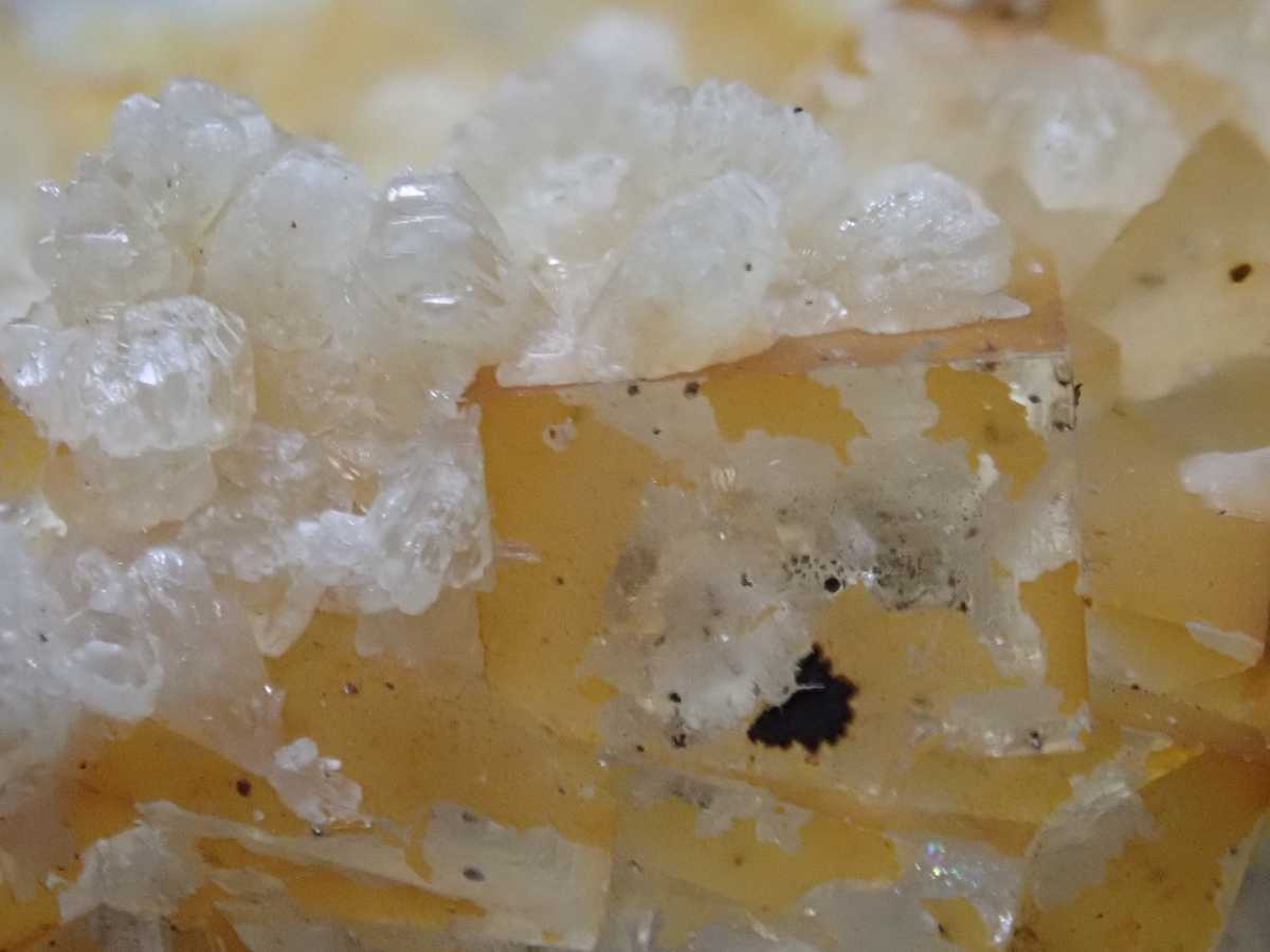人気，品質保証 ☆砂金☆北海道新十津川町 総富地川産☆ 34粒 0.075g