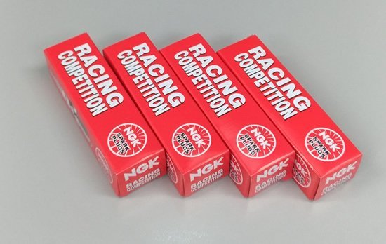 爆買い，定番人気 NGKレーシングプラグ 正規品 R7435-8 一体形 4895 4本セット(スパークプラグ)｜売買されたオークション情報、yahooの商品情報をアーカイブ公開 - オークファン スパークプラグ