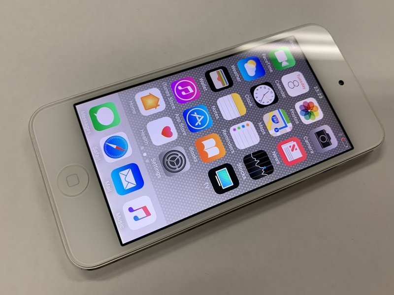 BZ517 iPod Touch 第6世代 A1574 シルバー 32GB iPod Apple Touch 0