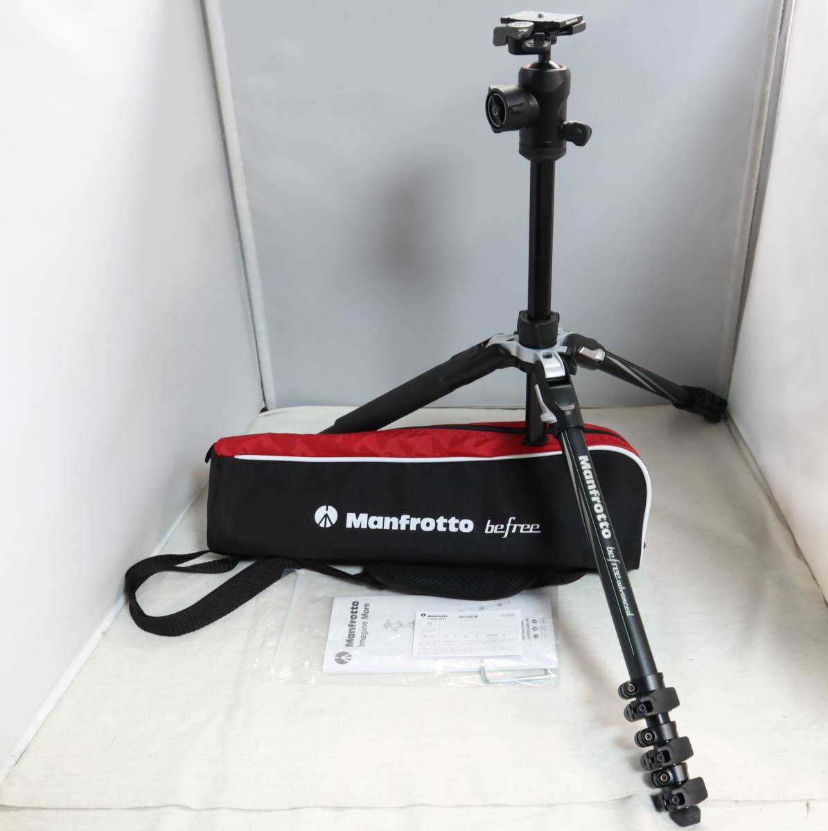 24◆Manfrottoマンフロット◆MKBFRLA4BK-BH◆befreeアドバンス アルミニウムL三脚◆約 全伸高151㎝格納高40㎝◆ソフトケース/取説付き