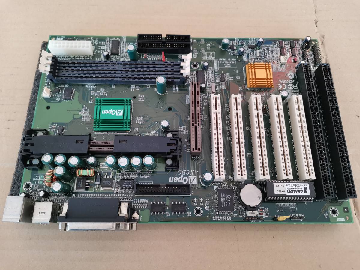 マザーボード AOpen AX6BC+PentiumIII Motherboard AOpen AX6BC - The