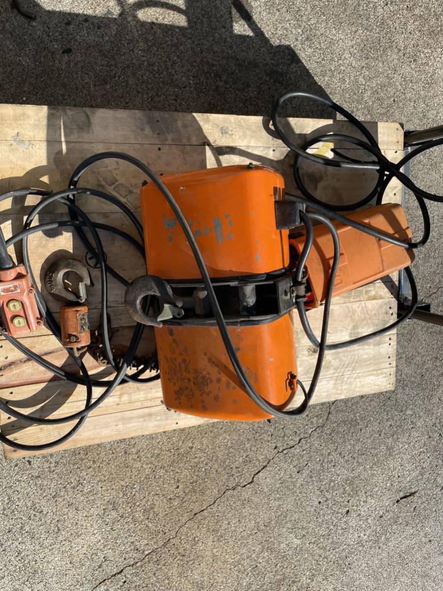 ジャンク品】電動チェーンブロック 500kg 日立 ホイスト 1/2FH2 