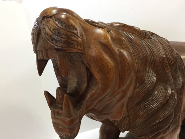中古】昭和レトロ 木彫り ライオン 獅子 幅約62cm 高さ約60cm 置物