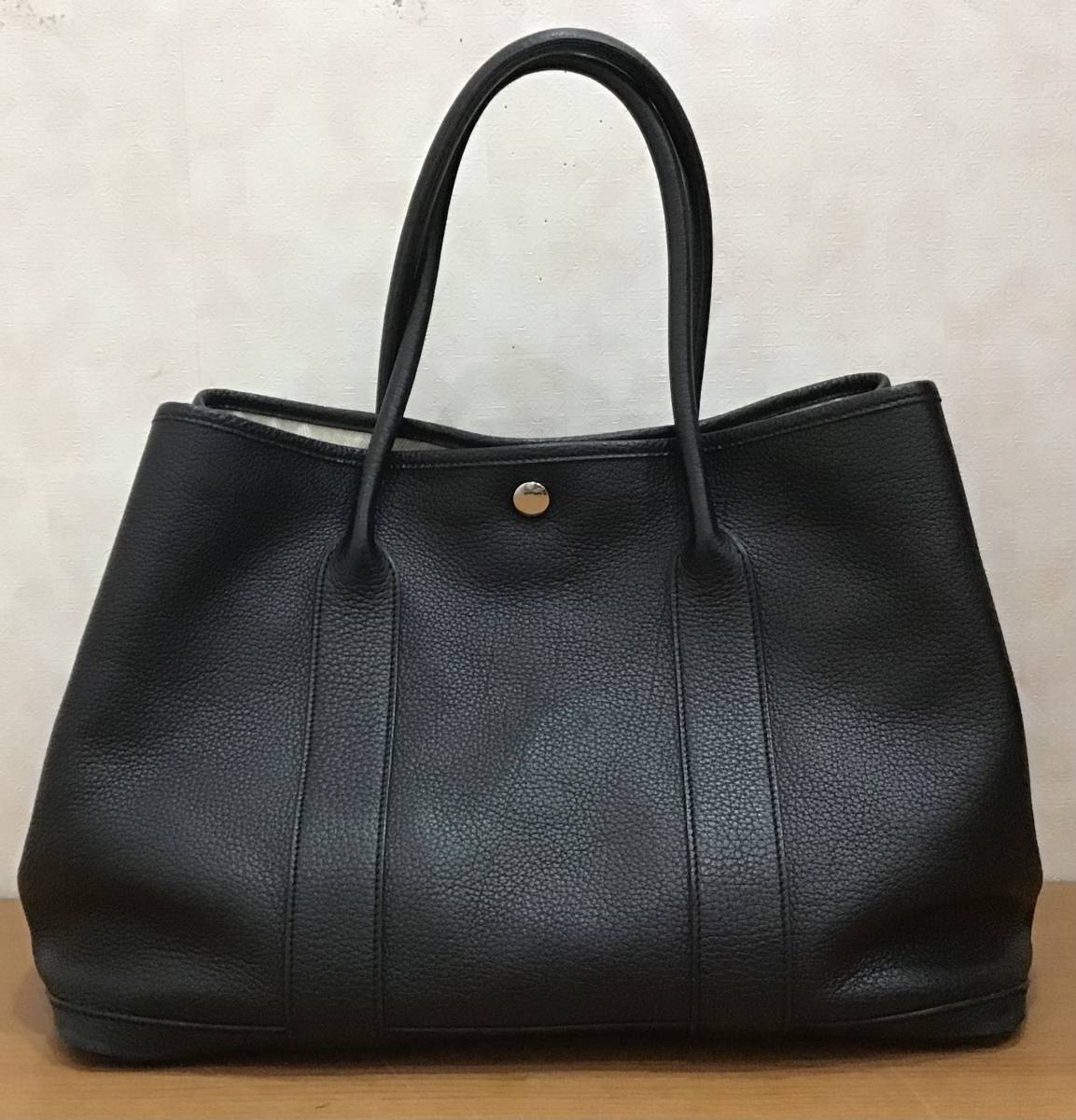 HERMES エルメス ガーデンパーティ ネゴンダ オールレザー ブラック 黒 トートバッグ ハンドバッグ 内袋・共箱付き_ エルメス ネゴンダ HERMES 051568CK ネイビー ネゴンダ入荷