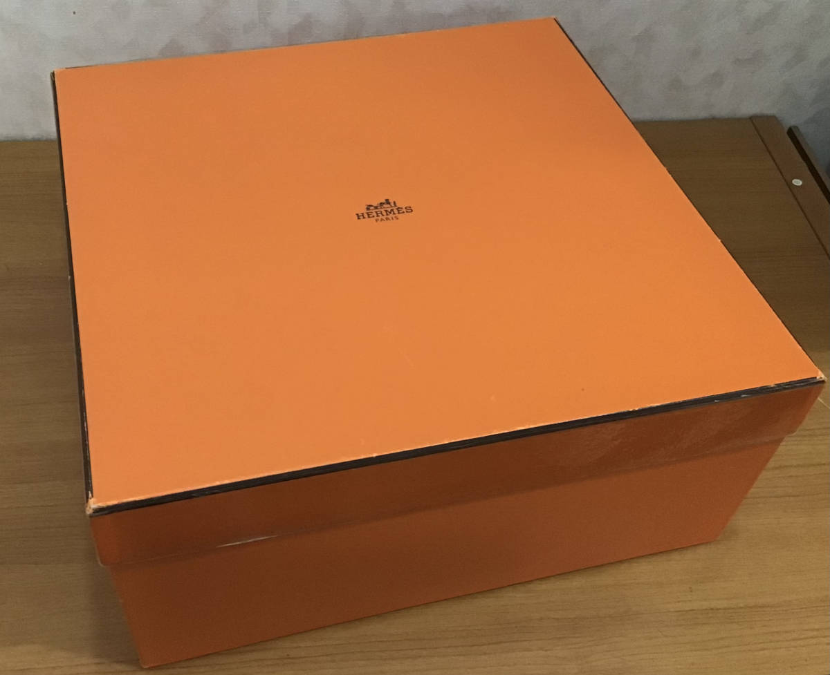 HERMES エルメス ガーデンパーティ ネゴンダ オールレザー ブラック 黒 トートバッグ ハンドバッグ 内袋・共箱付き_ エルメス ネゴンダ HERMES 051568CK ネイビー ネゴンダ入荷