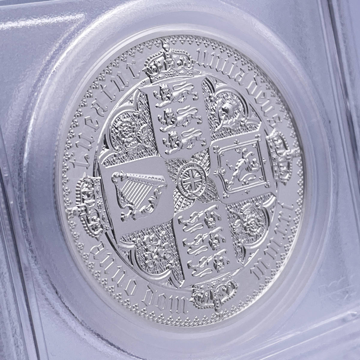 2021年⁄イギリス⁄PF70⁄ゴシッククラウン⁄銀貨⁄5オンス⁄NGC⁄箱 【最高鑑定】2021 イギリス ゴシック クラウン 銀貨 エリザベス  2世 5ポンド ロイヤルミント ゴチック コイン PCGS NGC FIRST STRIKE 2021