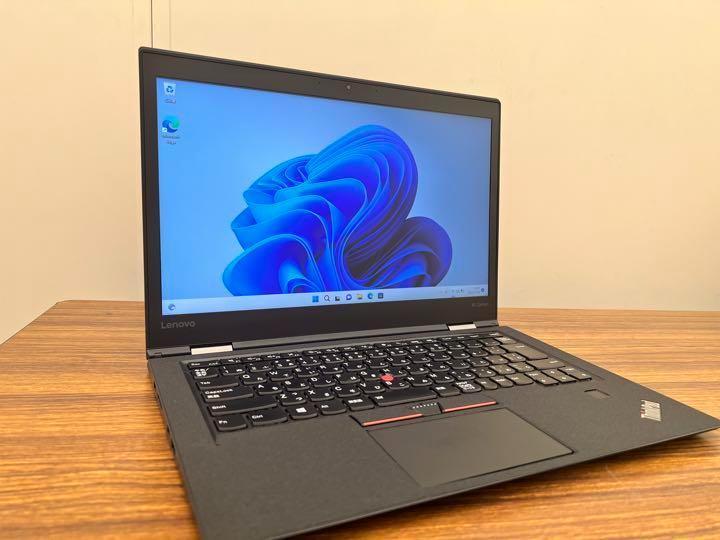 Lenovo Thinkpad X1 Carbon 4th Gen 2016年モデル/CPU: i5-6300u /メモリ:8GB /ストレージ SSD：256GB /14.0液晶 (1920x1080IPS)N:002