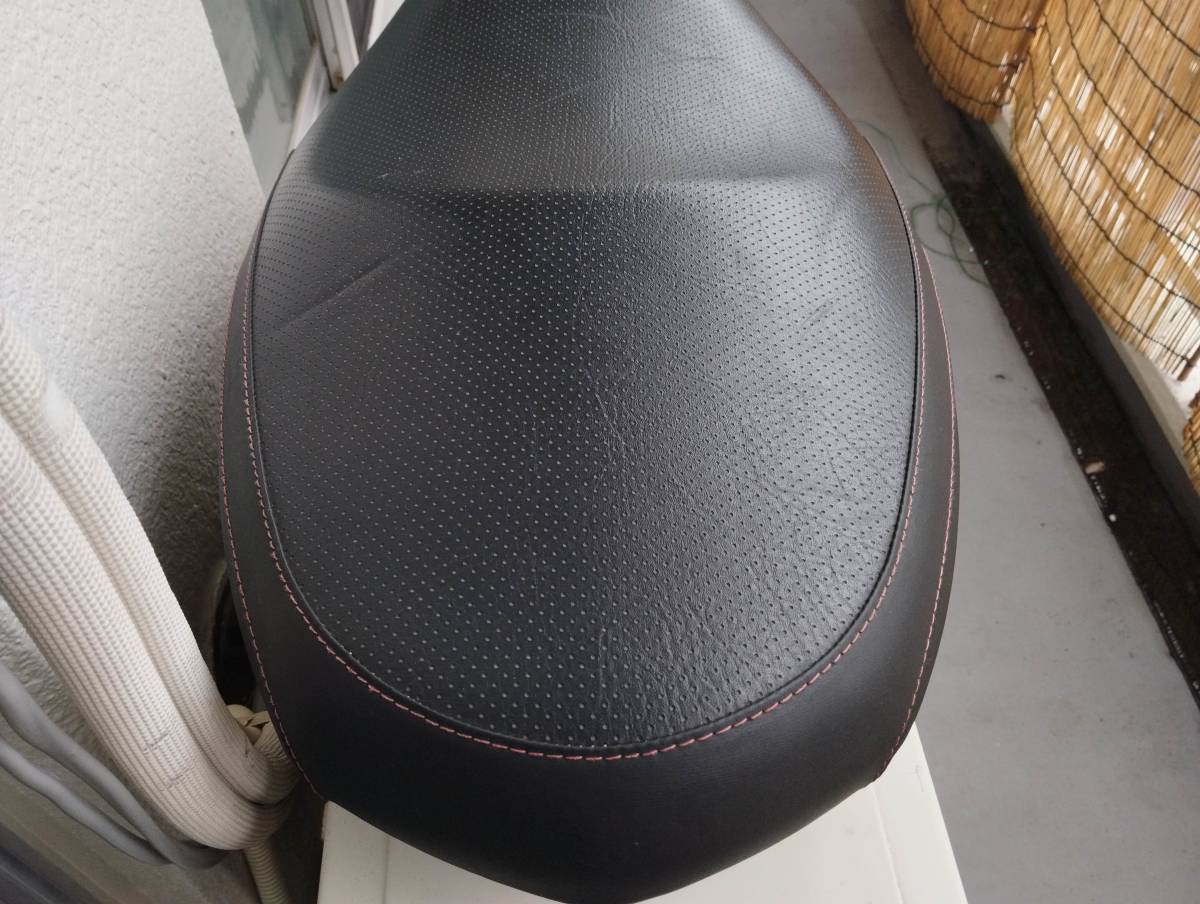 ヤマハ純正部品：中古品シート/シグナス125XSR SEA5J/破れ無し/使用OK