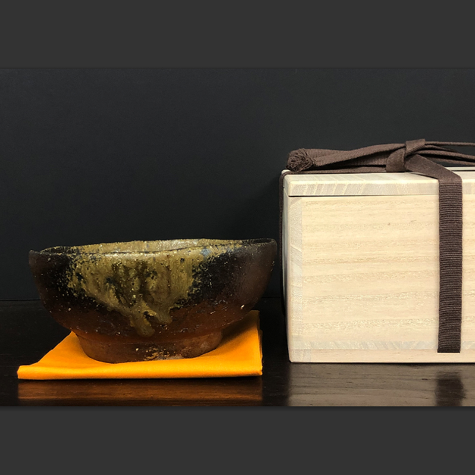 伝説の陶芸家 國吉清尚 焼締 珊瑚紋 窯変 茶碗 マカイ (検索用 国吉清