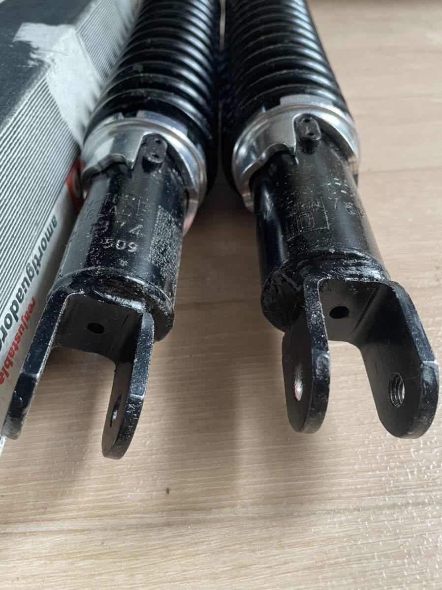 当時物 初期 76F-1282 コニー 細巻き KONI サスペンション - メルカリ