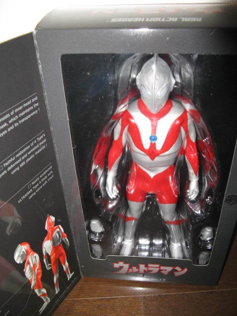 未使用 RAH ウルトラマンAタイプ Ver.2.0 メディコムトイ リアル 