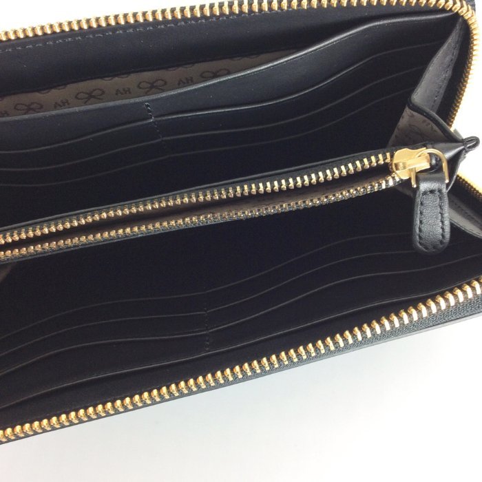 中古 アニヤ・ハインドマーチ Anya Hindmarch 長財布 ウォレット