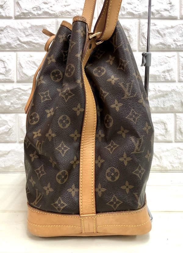 LOUIS VUITTON ルイヴィトン モノグラム ノエ M42224 ショルダーバッグ