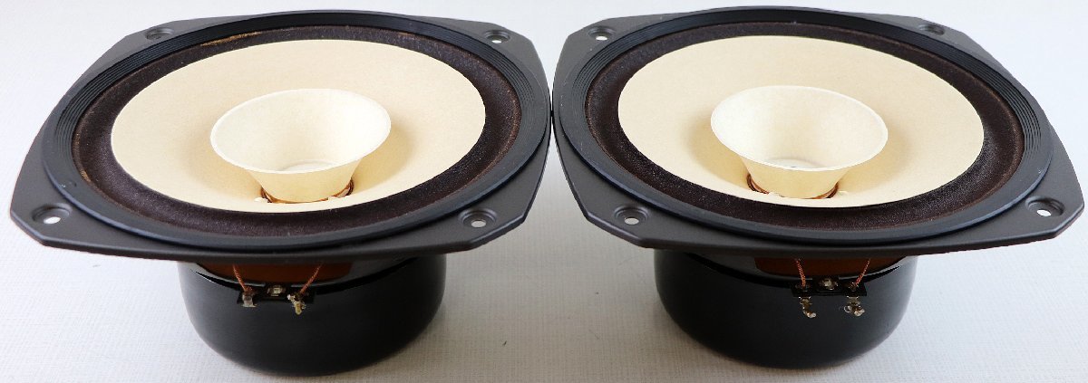 S♪中古品♪スピーカーユニット ペア 『FE-207』 FOSTEX AV対応20cmダブルコーン型フルレンジユニット インピーダンス：8 入力：90w