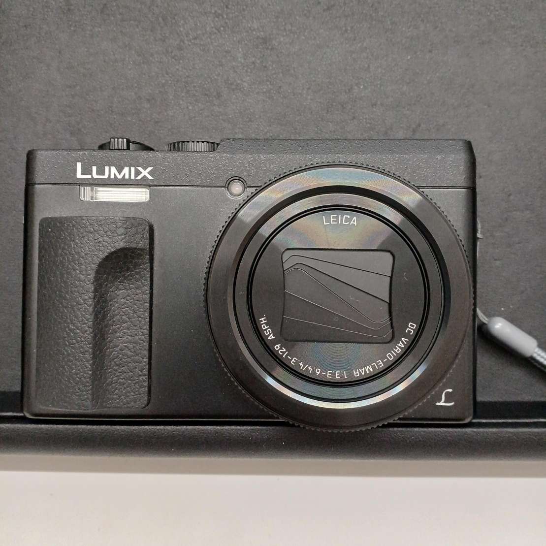 ＃10587A　Panasonic LUMIX dc-tz90 デジカメ　ジャンク品
