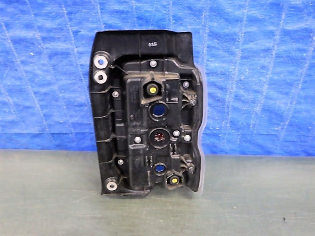S1190 ハスラー MR52S MR92S 左テール 220-5939W 美品 ハスラー 35670