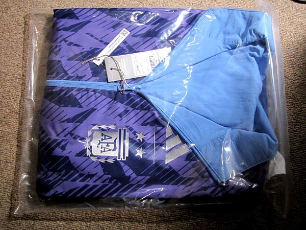 アディダス adidas サッカーアルゼンチン代表 アンセム ジャケット(L