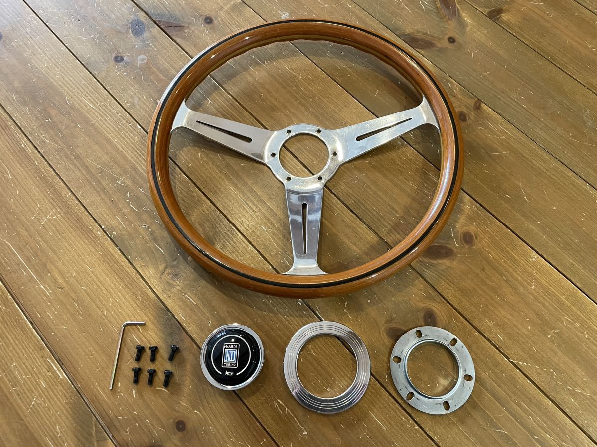 100円〜 売り切り 処分 NARDI classic ウッドステアリング 当時物 旧車