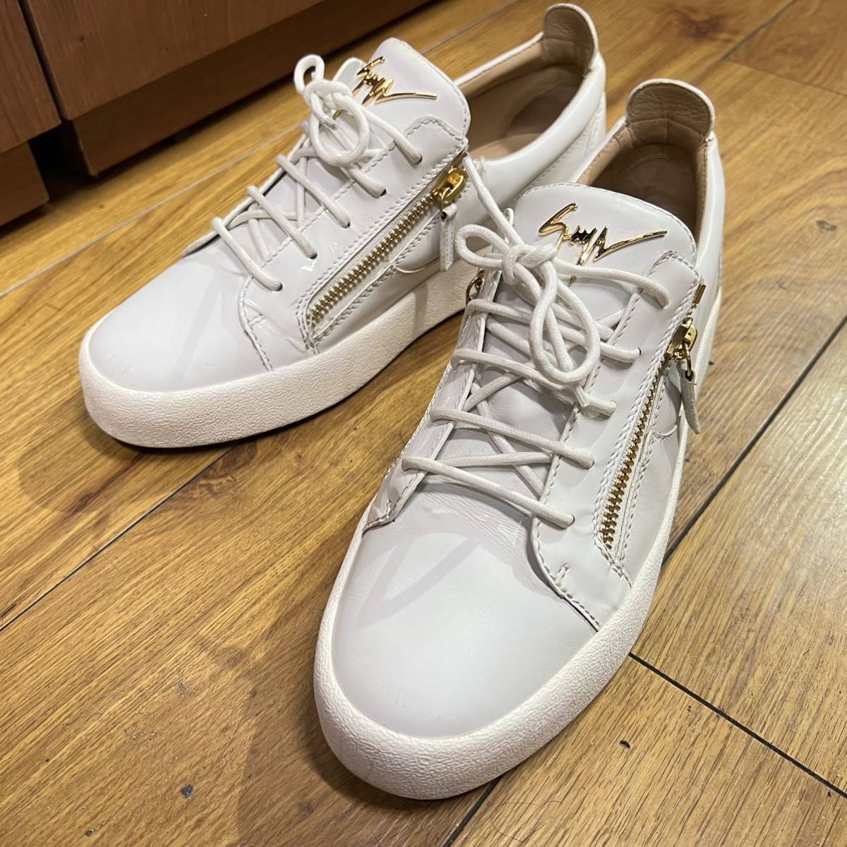 GIUSEPPE ZANOTTI ジッピ（ジュゼッペ ザノッティ Giuseppe Zanotti 