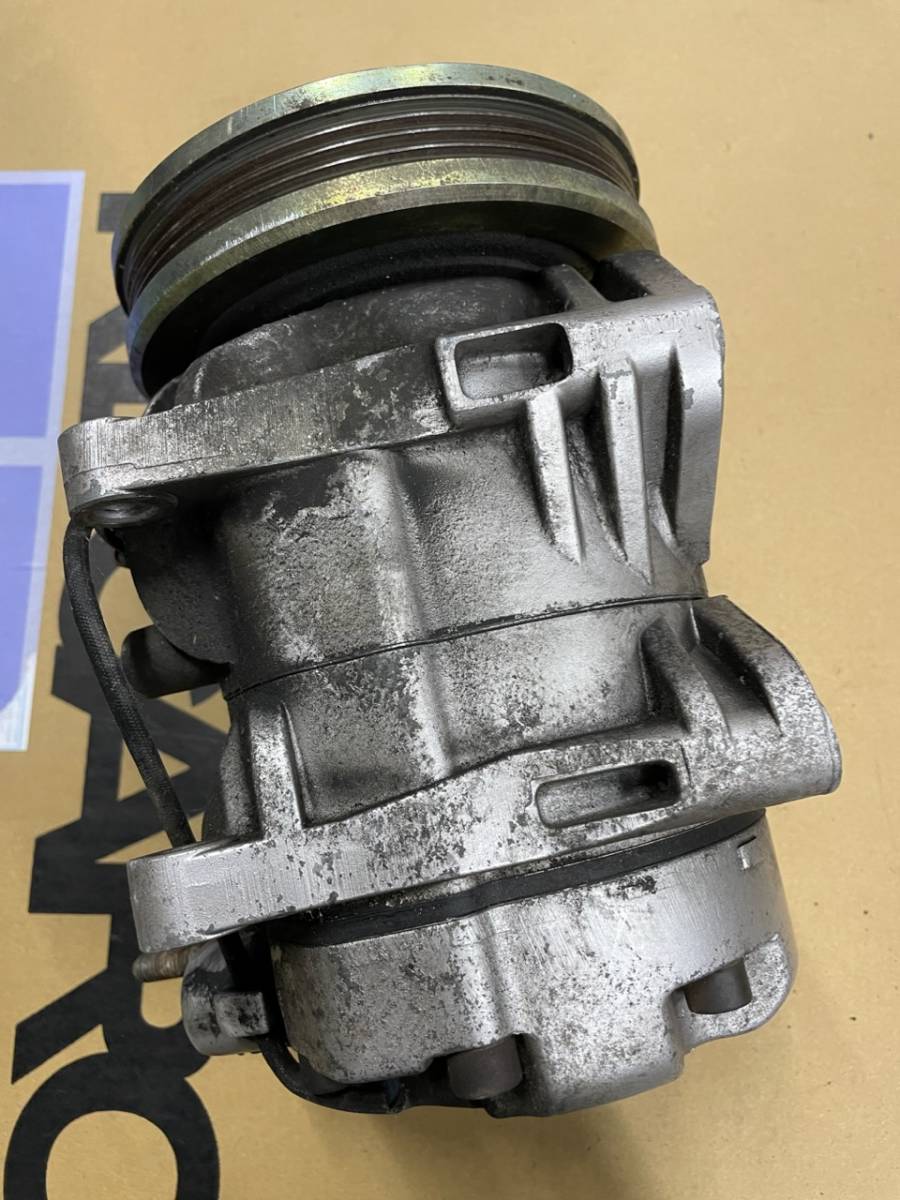 HCR32 エアコンコンプレッサー 実働車外し 予備部品として保管 92600 