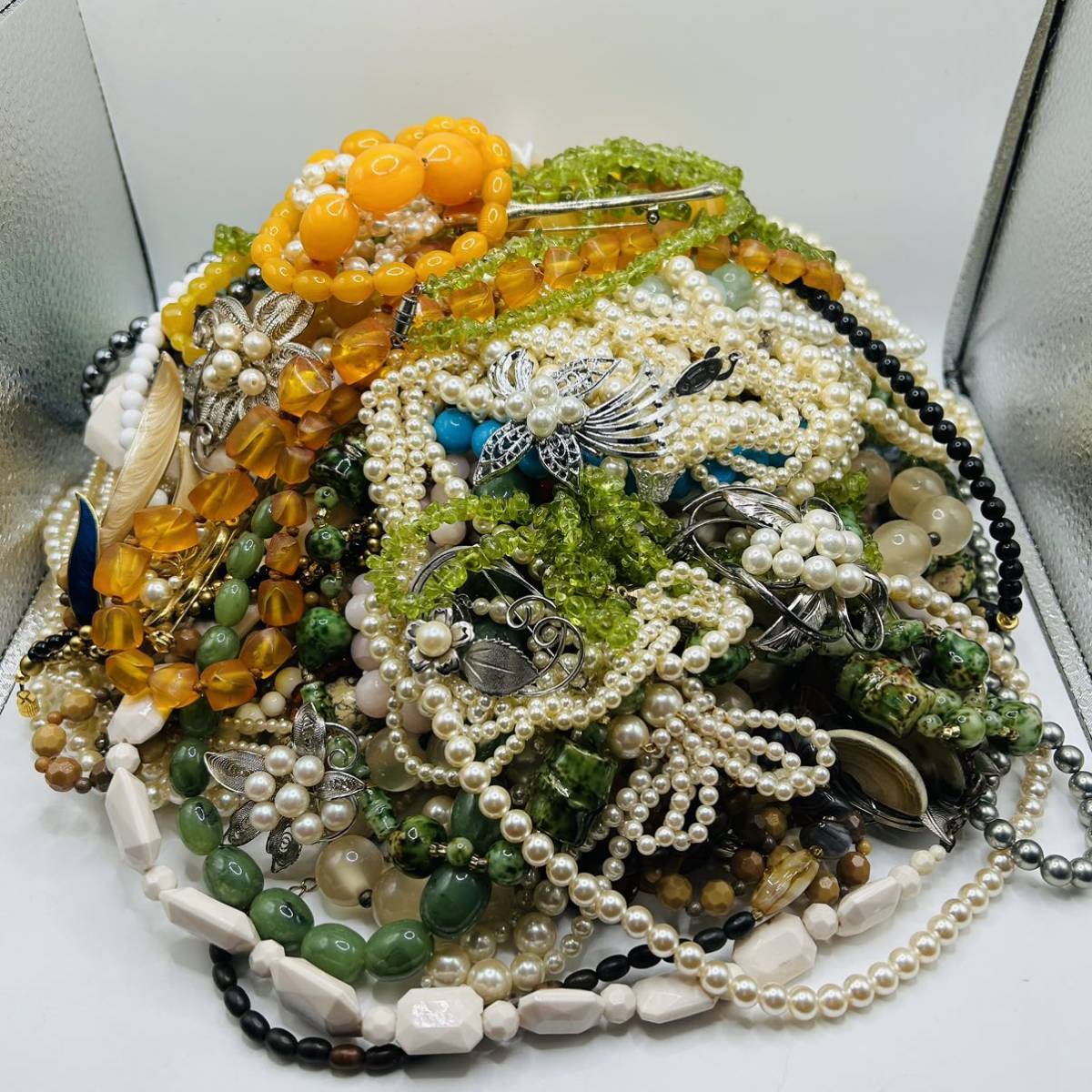 ジャンクアクセサリー 大量まとめ ネックレス ブローチ 大量セット 
