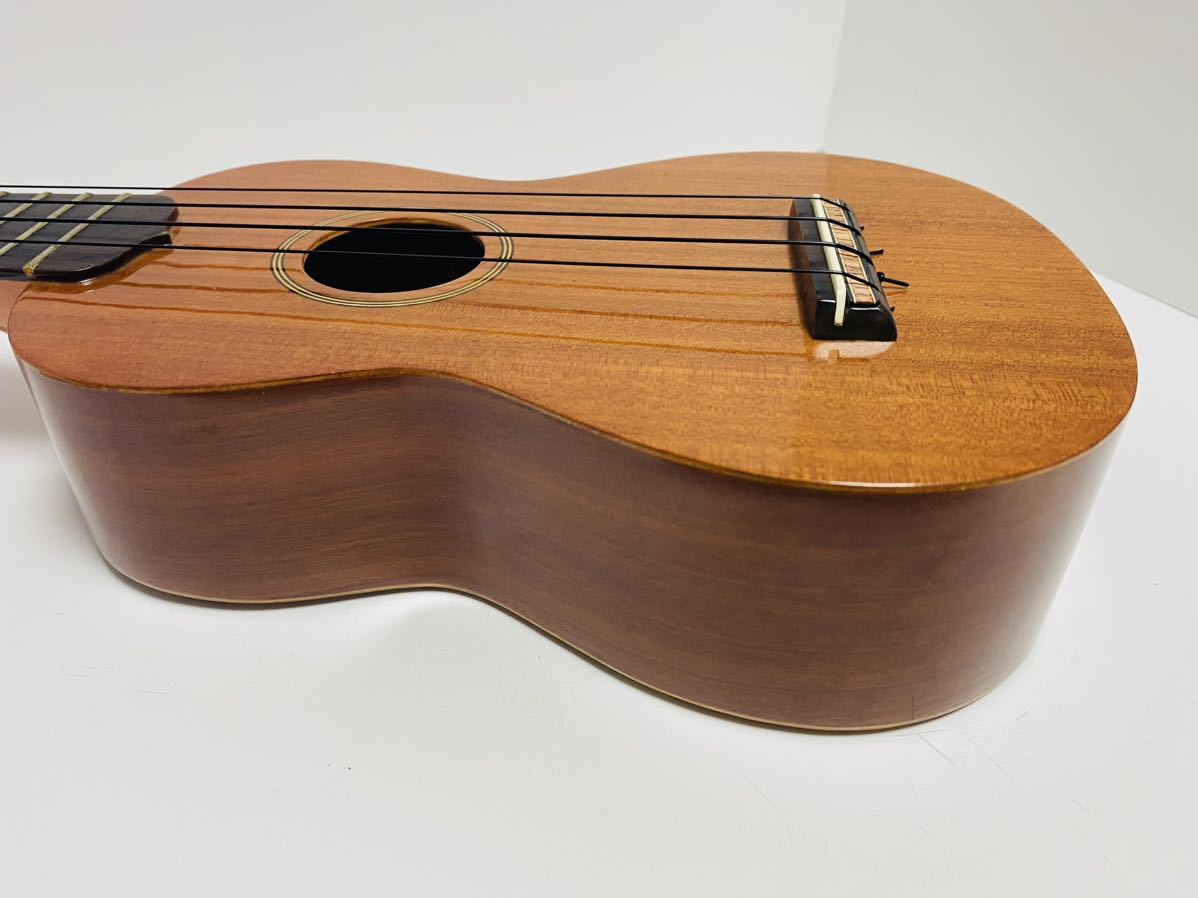 ★美品★美Aria★アリア　ウクレレ　AU-120 ハードケース付