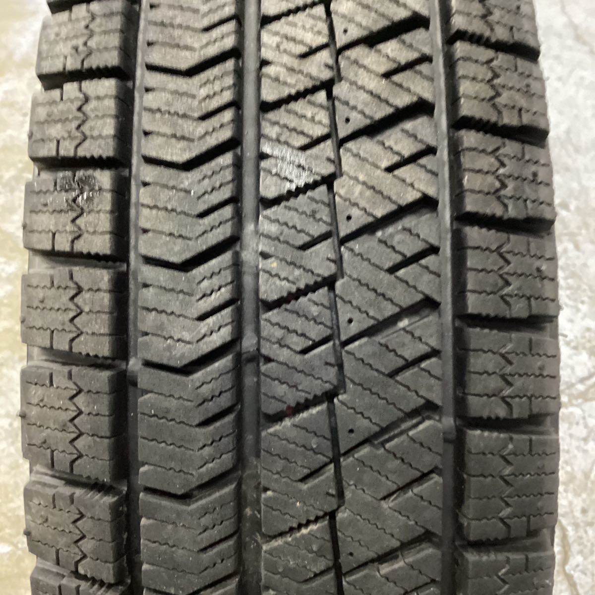 [W210A5S] 175/70R14 ブリヂストン ブリザック VRX2 2022年製 スタッドレスタイヤ 1本