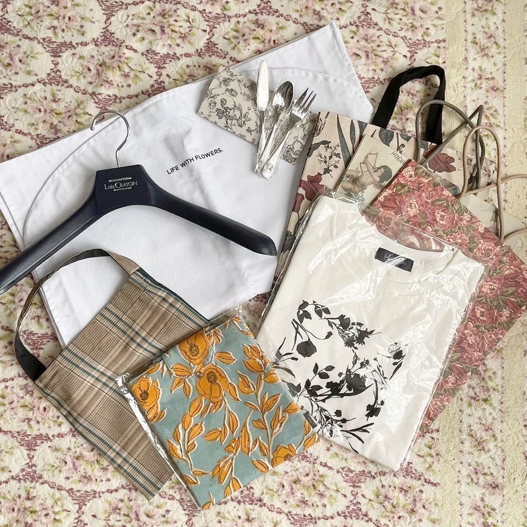 ☆未使用品☆ Lois CRAYON ＆ LIFE WITH FLOWERS. ロイスクレヨン ライフウィズフラワーズ ノベルティなど