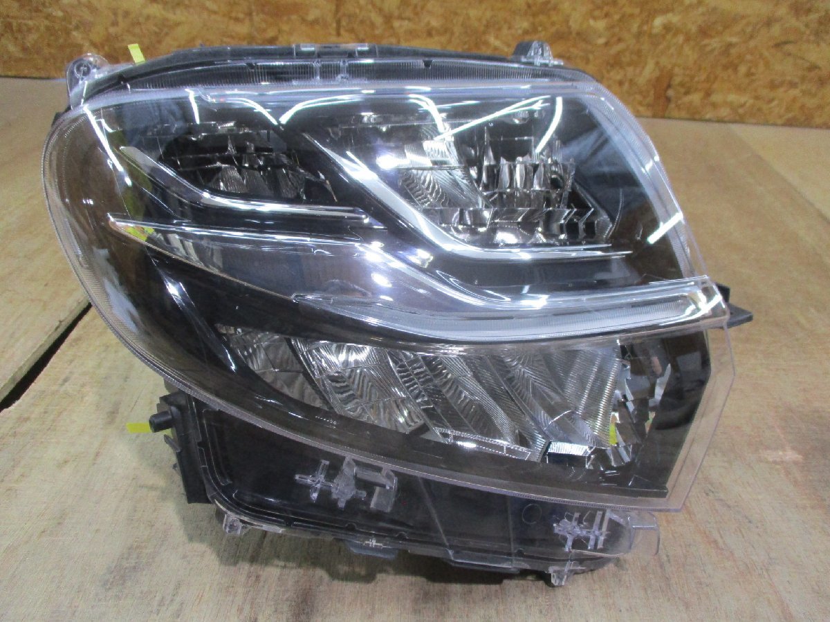 即決 タントカスタム LA650S LED 右ヘッドライト 純正 81130-B2760