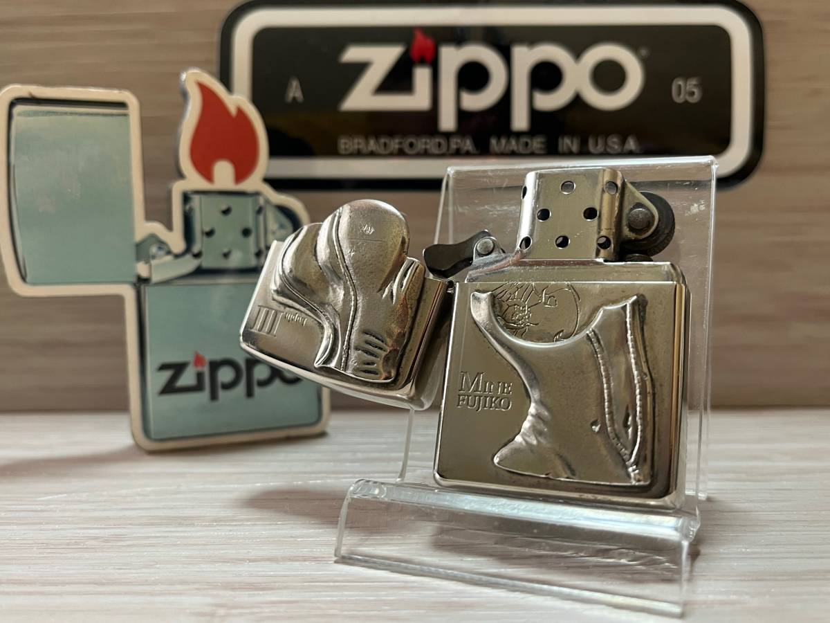 大量出品中!!【希少】中古 2003年製 Zippo '峰不二子' ルパン三世 MINE
