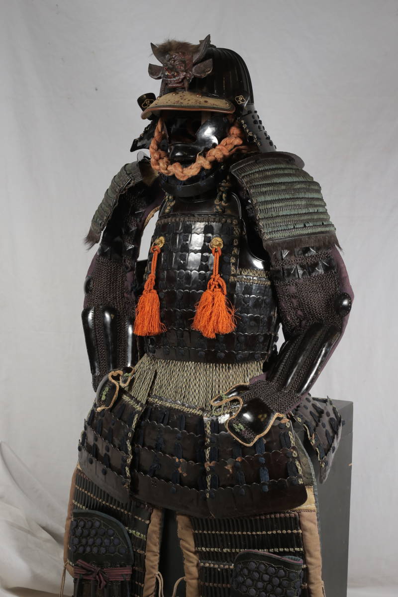 甲冑 面頬 兜 Yahoo!オークション 兜鎧甲冑武士戦陣弓刀鞍鐙鍔目貫縁頭