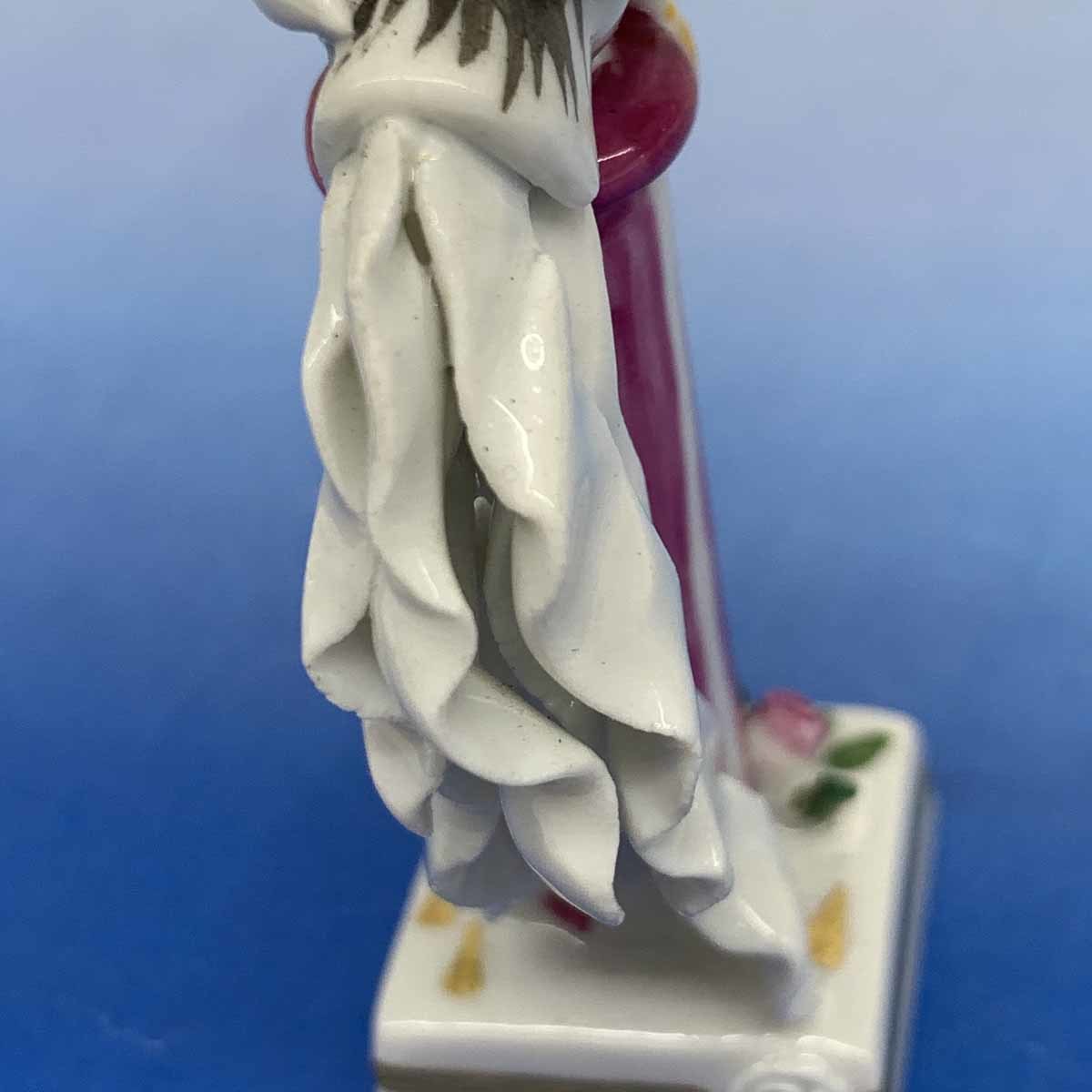 Meissen フィギュリン マイセン 干支シリーズ 丑 うしどし (マイセン) YBMEISSEN さるどし 置物 牛 干支シリーズ「亥」ミニフィギュリン・元箱付属 辰｜トレファクONLINE 『ミニ干支フィギュリン 寅｜トレファクONLINE 陶器・着物
