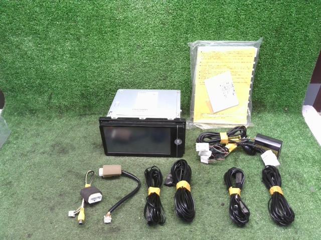 プリウスα DAA-ZVW41W カー ナビ ゲーション 202 08545-00V51 メモリーナビ NSZT-W62G 地図2013 説明書付 yatsu