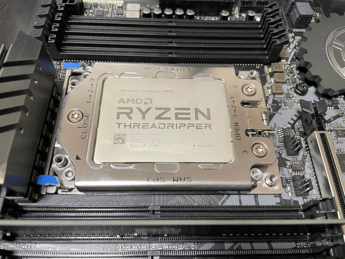 ASRock X399 Taichi + AMD Ryzen Thredripper 1950X ゲーミング