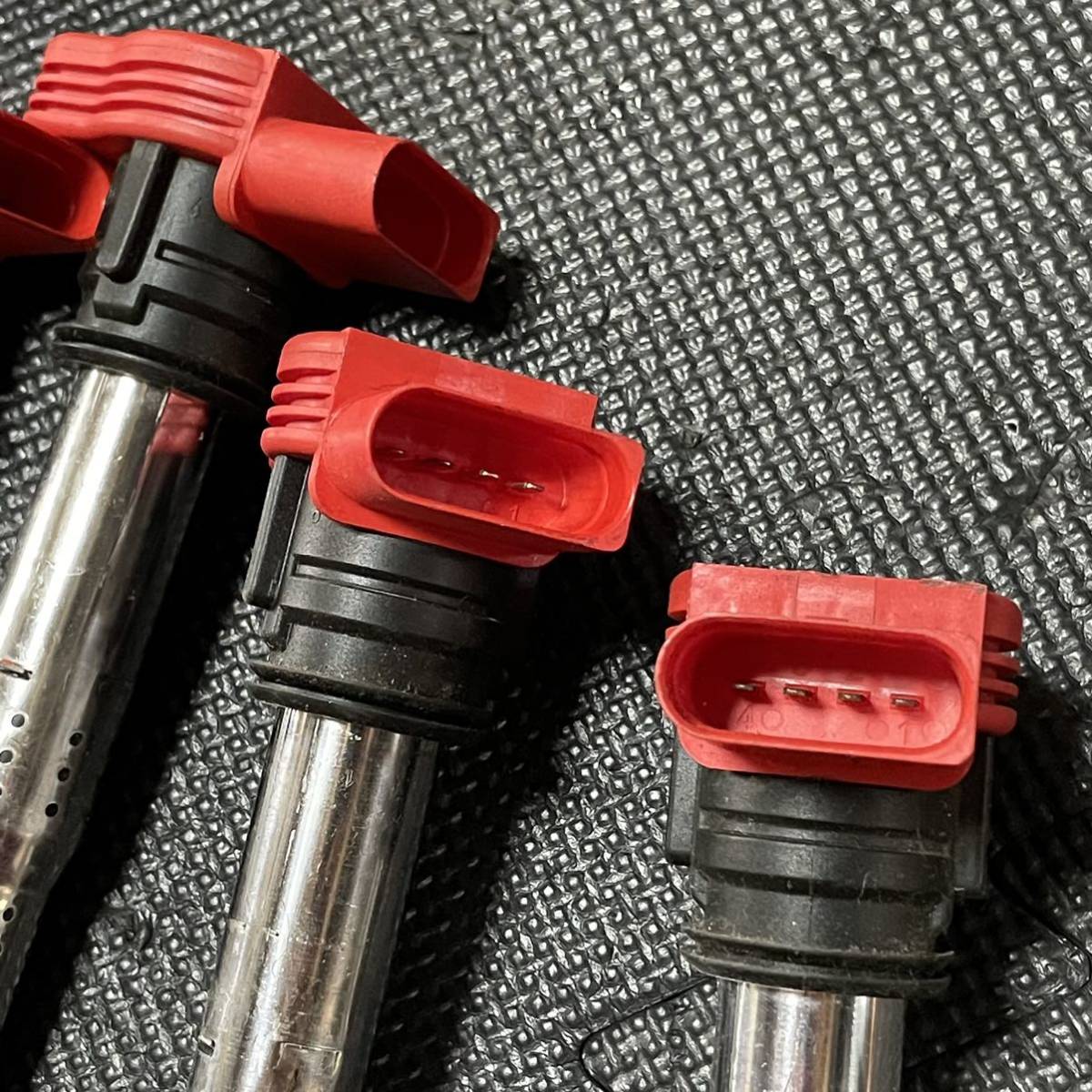 アウディ VW 正規純正品 イグニッションコイル 7本セット 06E905115 07K905715 ゴルフ５ 6 GTI A6 A4 Q5 Q7 A7 TT ポロ A5 RS5 S5