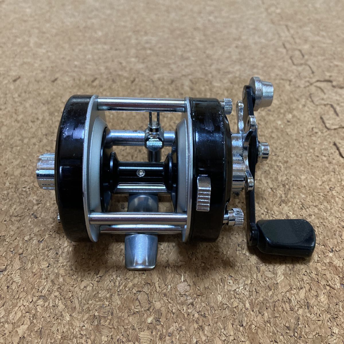 DAIWA ダイワ ミリオネア3H ハイスピード ダイワ ミリオネア 3H HI-SPEED オールド ベイトリール 訳有り
