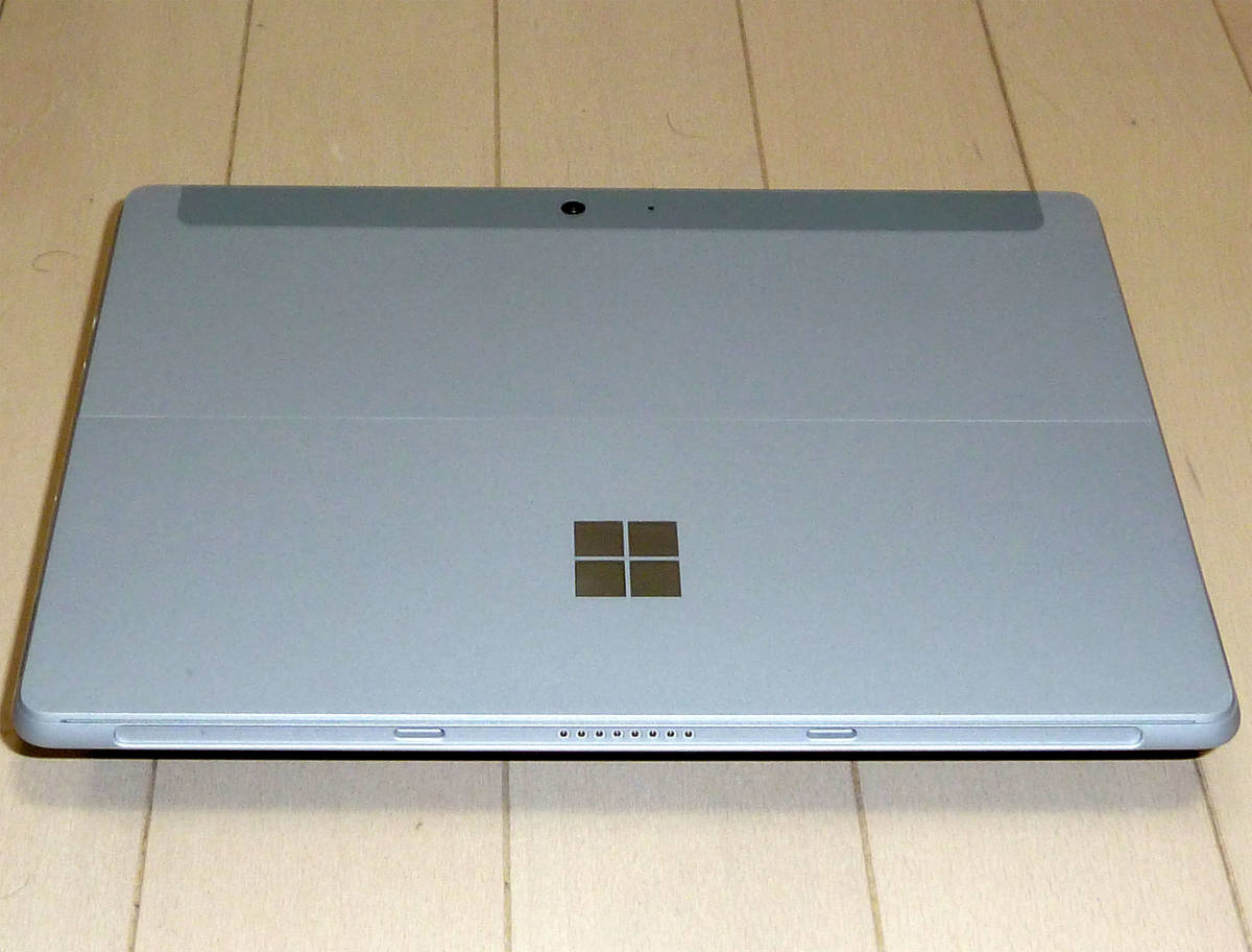 10】Microsoft Surface Go Model：1824 8GB RAM 128GB SSD □現状品