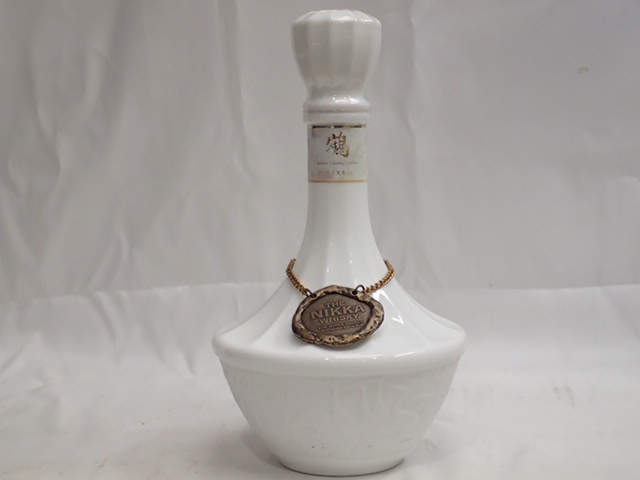 021101 【未開栓古酒】 ☆NIKKA WHISKY ニッカ ウイスキー 鶴 陶器