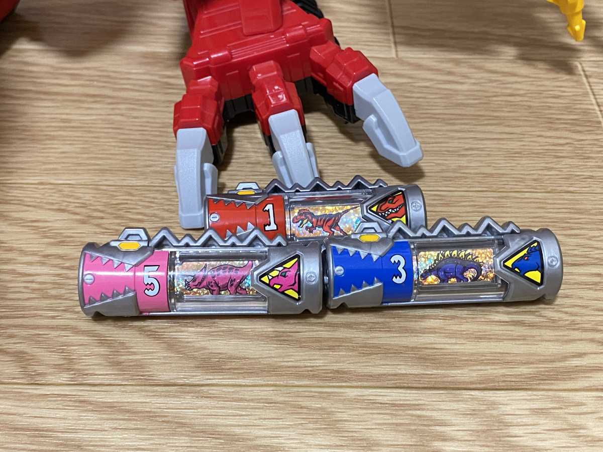 完品】キョウリュウジャー カミツキ合体 DX キョウリュウジン 【公式通販】