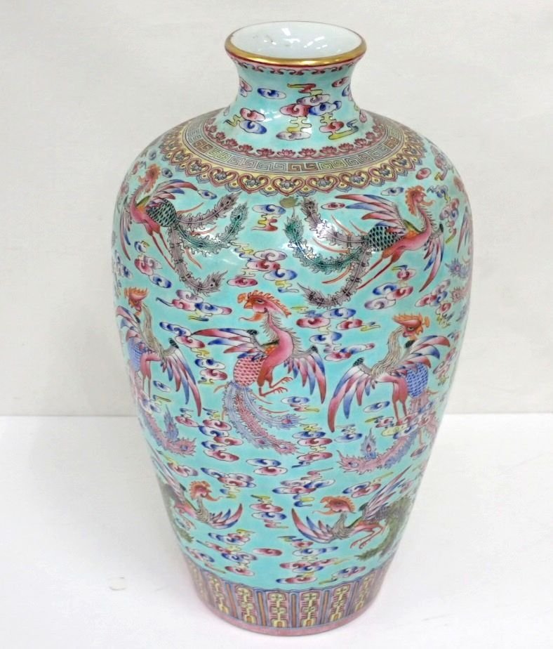 JJ☆ 中国古美術 清時代乾隆年製 斗彩花瓶 麟趾呈祥在銘 JJ☆ 中国