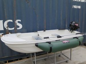 船検たっぷり4.5年残 2分割ボート5馬力船外機