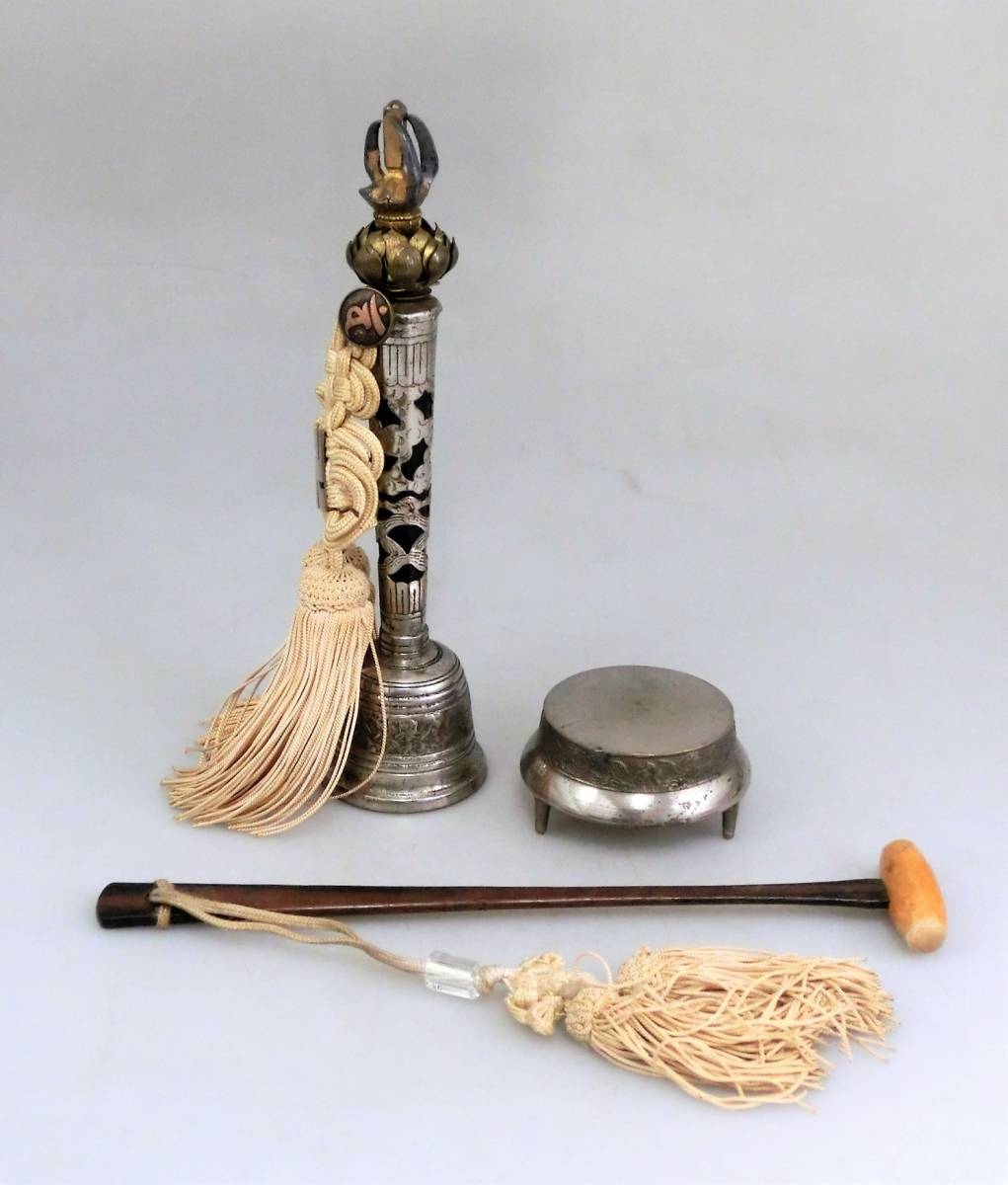 密教法具 金剛鈴 持鈴 鉦吾 撞木 房付 御詠歌 寺院 仏教美術(仏具一般)|売買されたオークション情報、yahooの商品情報をアーカイブ公開 ...