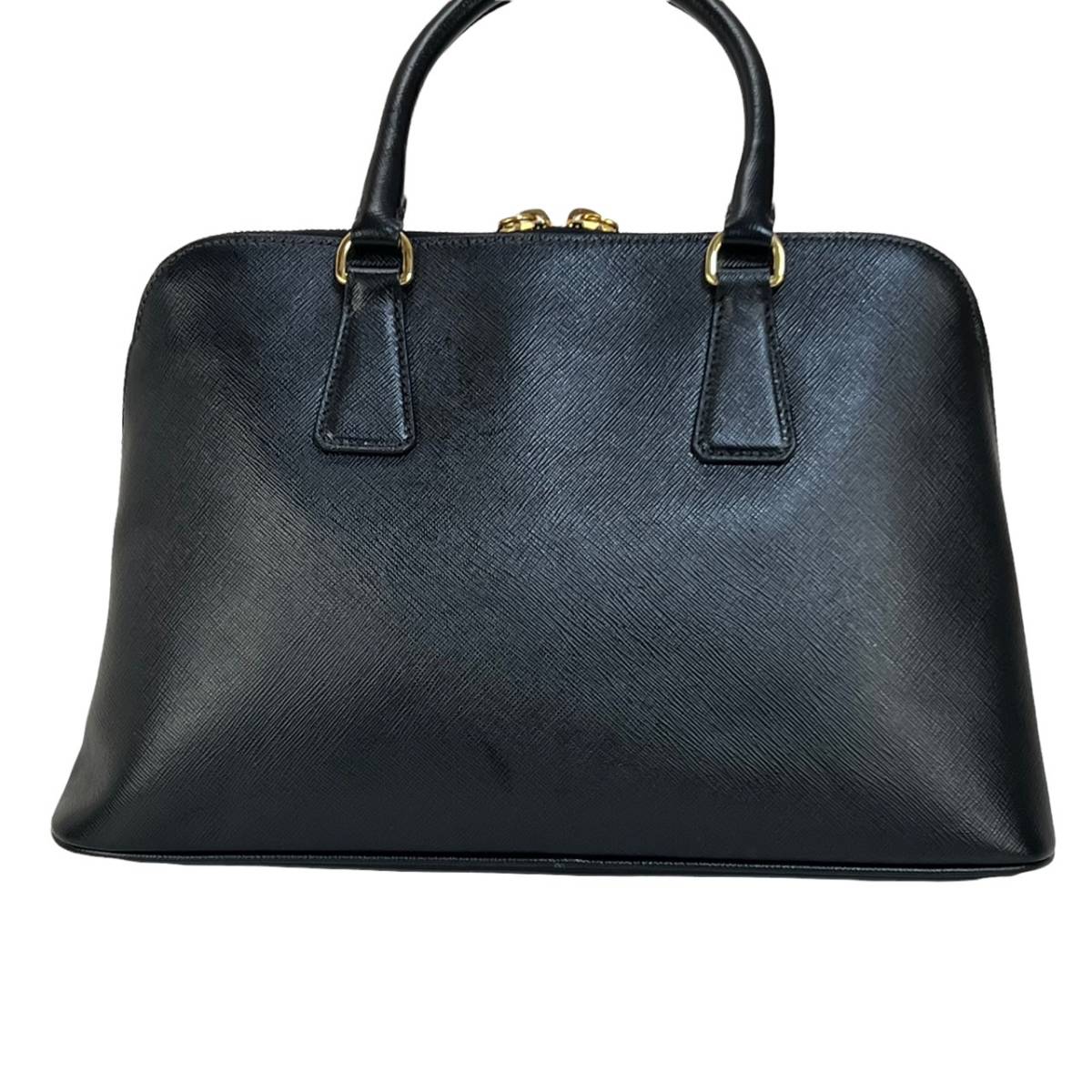 ☆美品☆ PRADA プラダ ハンドバッグ サフィアーノレザー エンボス オールレザー 黒 ブラック 三角タグ フォーマル 鑑定済み 正規品 サフィアーノレザー プラダ PRADA 国内発 関税込 トート
