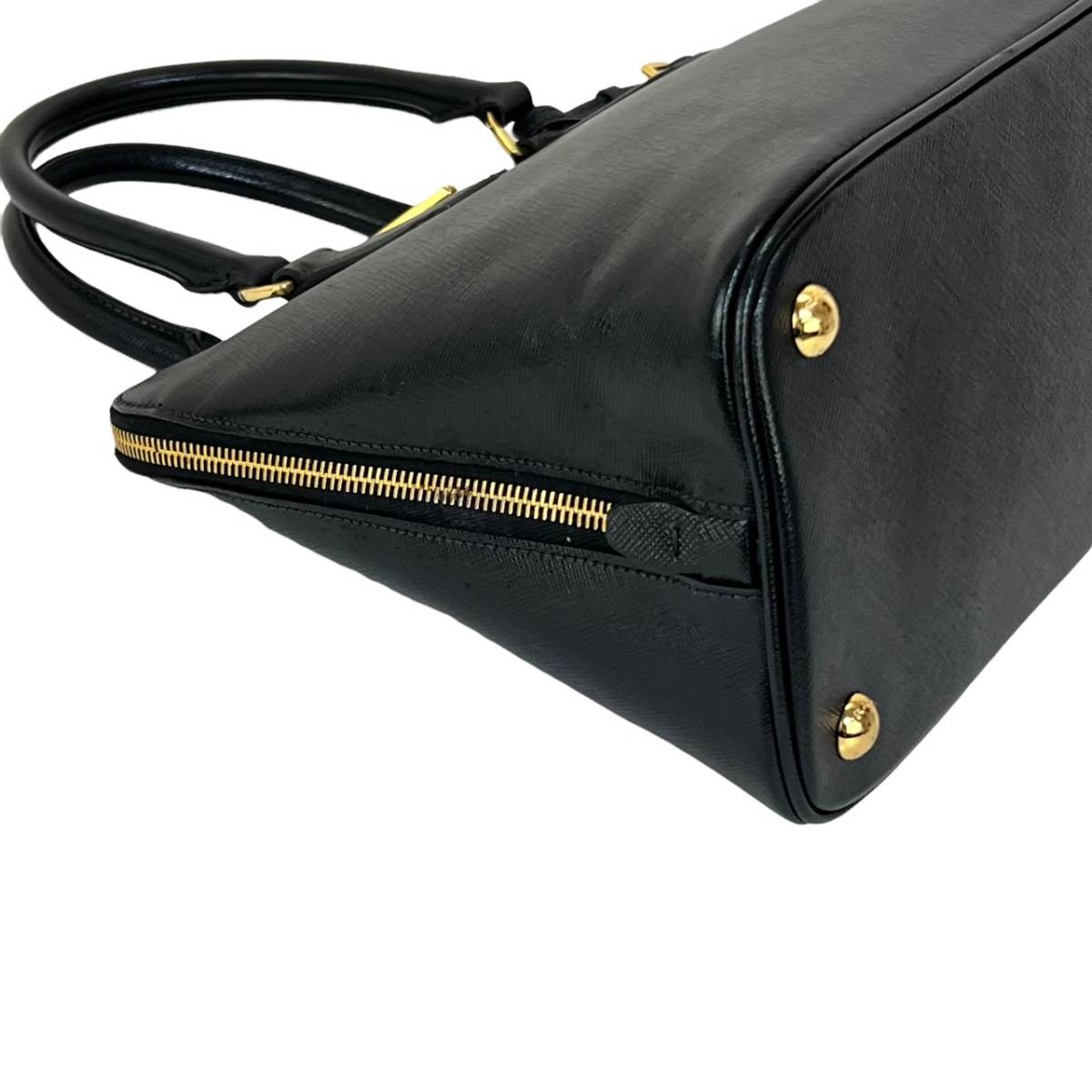 ☆美品☆ PRADA プラダ ハンドバッグ サフィアーノレザー エンボス オールレザー 黒 ブラック 三角タグ フォーマル 鑑定済み 正規品 サフィアーノレザー プラダ PRADA 国内発 関税込 トート