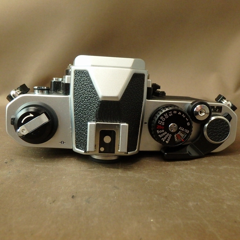 FM2 Nikon New 50mm 初心者におすすめのフィルムカメラ カメラ